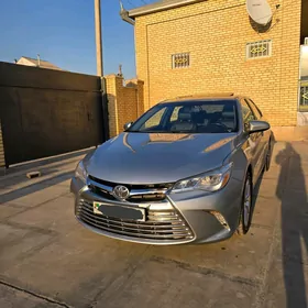 Toyota Camry 2017