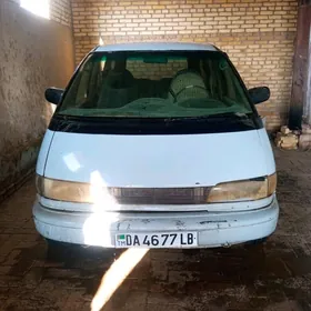 Toyota Previa 1992