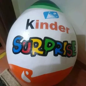 Kinder yumurtga ullakan