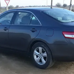 Toyota Camry 2011