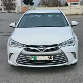 Toyota Camry 2017