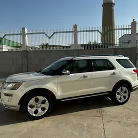 Ford Explorer 2019