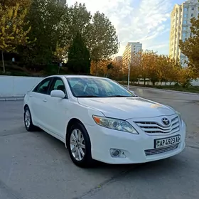 Toyota Camry 2010