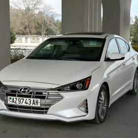 Hyundai Elantra 2019