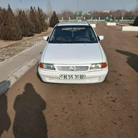 Opel Astra 1992