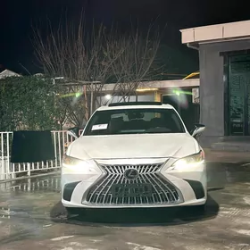 Lexus ES 350 2019