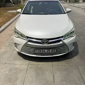 Toyota Camry 2017