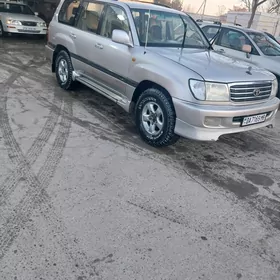 Toyota Land Cruiser 2001