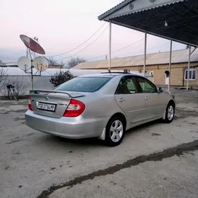 Toyota Camry 2004