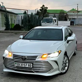 Toyota Avalon 2019