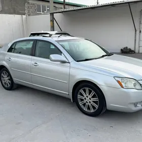 Toyota Avalon 2005