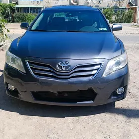 Toyota Camry 2011