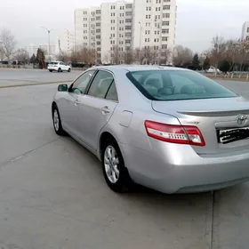 Toyota Camry 2011