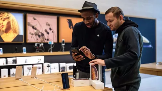 Суд в Лондоне рассматривает коллективный иск против Apple на £1,5 млрд