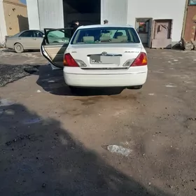 Toyota Avalon 2000