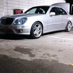 Mercedes-Benz E320 2004