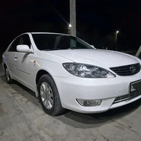 Toyota Camry 2005