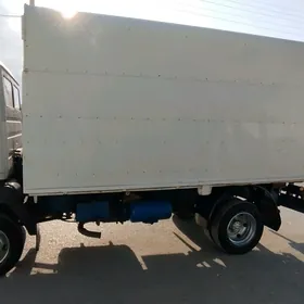 Mitsubishi Canter 2007