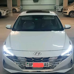 Hyundai Elantra 2021