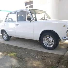 Lada 2104 1980