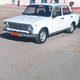 Lada 2104 1980