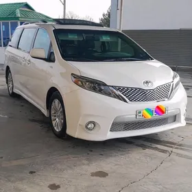 Toyota Sienna 2017