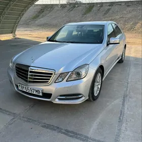 Mercedes-Benz E-Class 2011