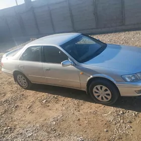 Toyota Camry 2001