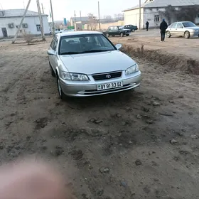 Toyota Camry 2000