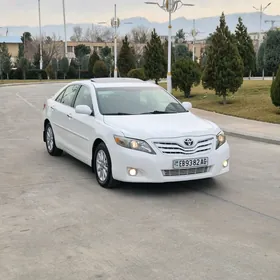 Toyota Camry 2011