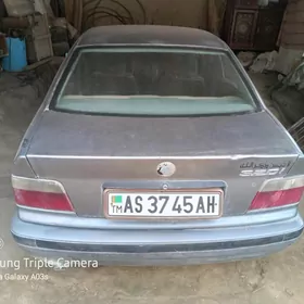 BMW 320 1992