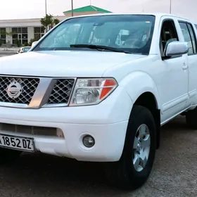 Nissan Pathfinder Armada 2005