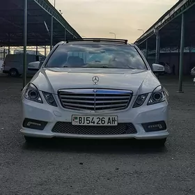 Mercedes-Benz E350 2011