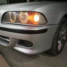 BMW E39 2003