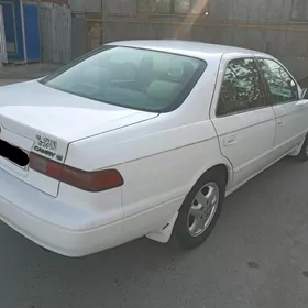 Toyota Camry 1997