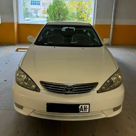 Toyota Camry 2004