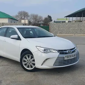 Toyota Camry 2017