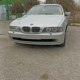 BMW E39 2003