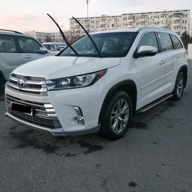 Toyota Highlander 2017