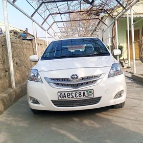 Toyota Yaris 2010