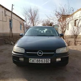 Opel Omega 1997