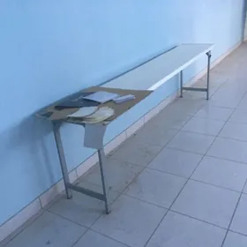 Стол