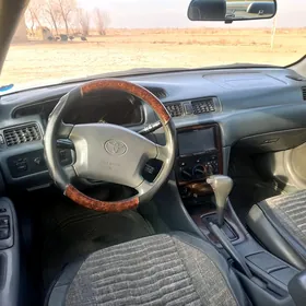 Toyota Camry 2000