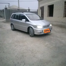 Opel Zafira 2003