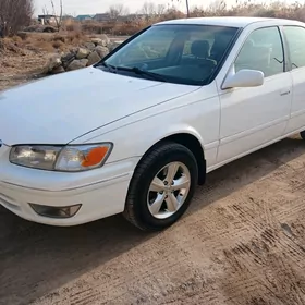 Toyota Camry 2000