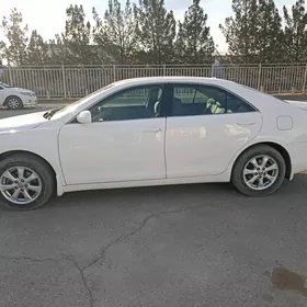 Toyota Camry 2011