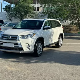 Toyota Highlander 2019