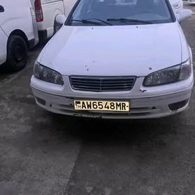 Toyota Camry 2001