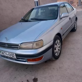 Toyota Carina 1996