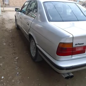 BMW 525 1990